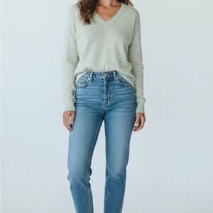 Women’s Lord & Taylor Green  and Silver striped V-neck Cashmere Sweater Sm